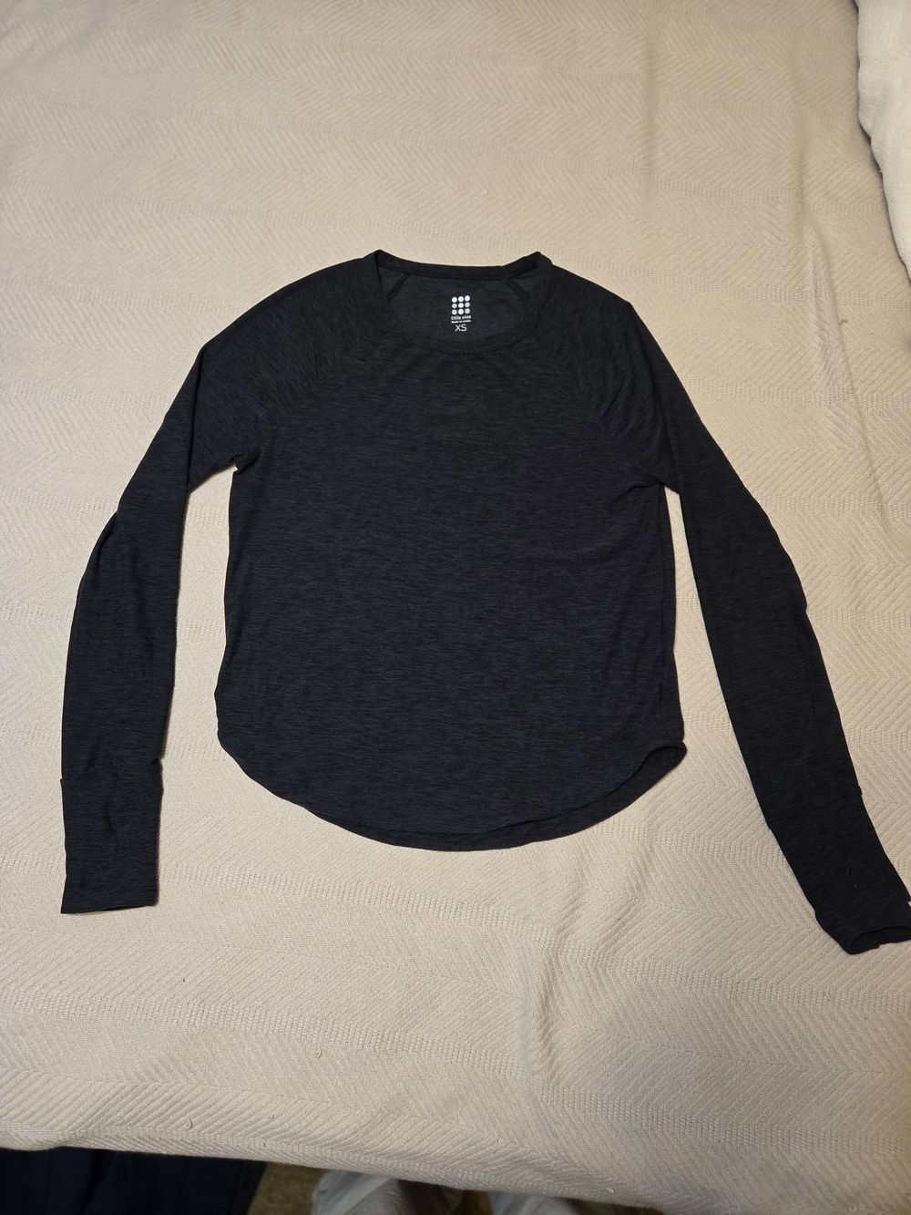 Titlenine Black Long Sleeve Crew Neck Top.